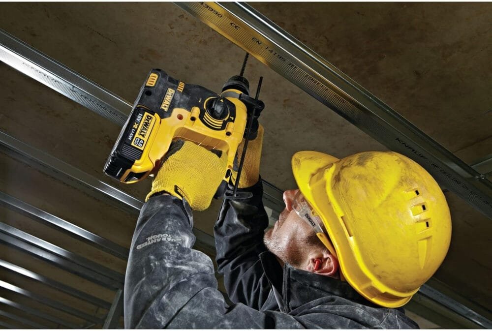DEWALT DCH253N-XJ 18V XR Lithium-Ion SDS Plus Body Only Rotary Hammer Drill