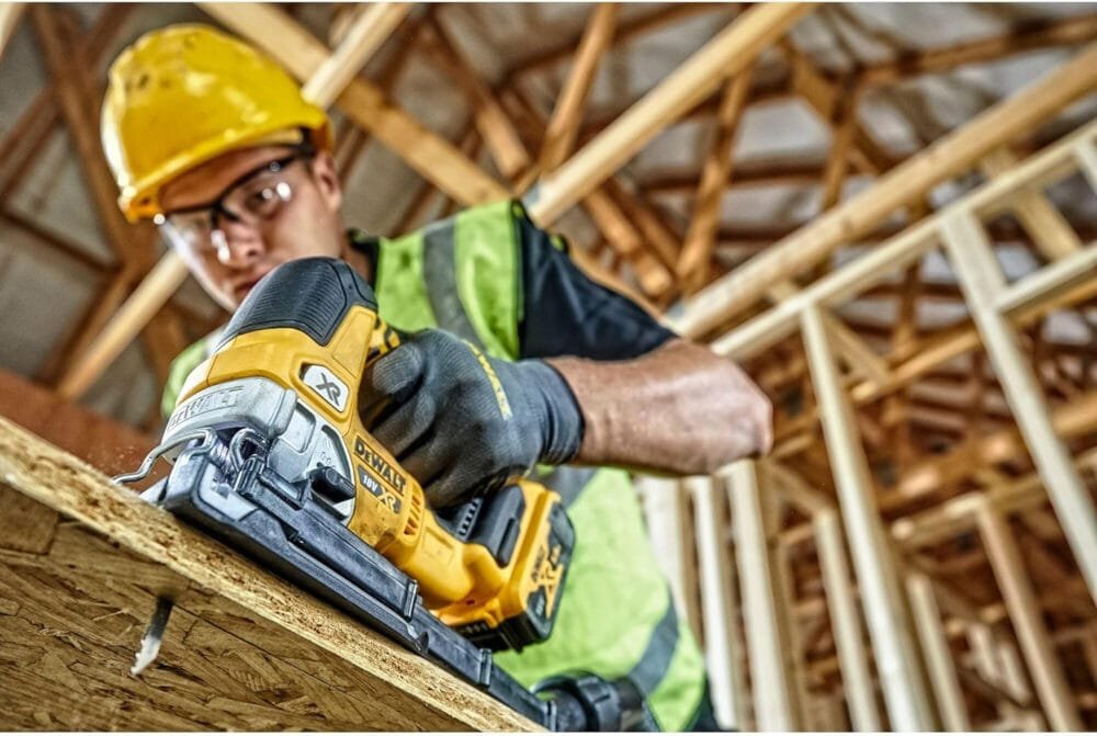 DEWALT DCS334N-XJ Cordless Jigsaw - XR 18V Brushless Yellow - Bare Unit