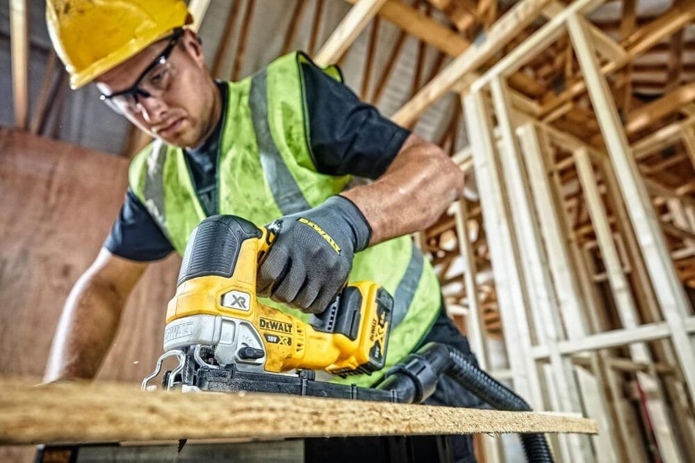 DEWALT DCS334N-XJ Cordless Jigsaw - XR 18V Brushless Yellow - Bare Unit