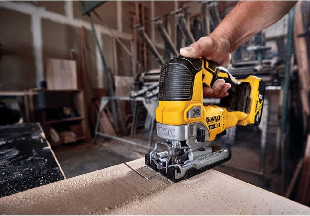 DEWALT 20V MAX XR Jig Saw, 3,200 Blade Speed, Cordless, Brushless Motor