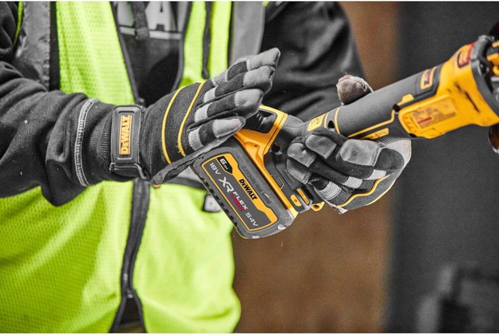 DEWALT DCG409NT-XJ 18V XR 125mm Angle Grinder with FLEXVOLT Advantage - Bare Unit