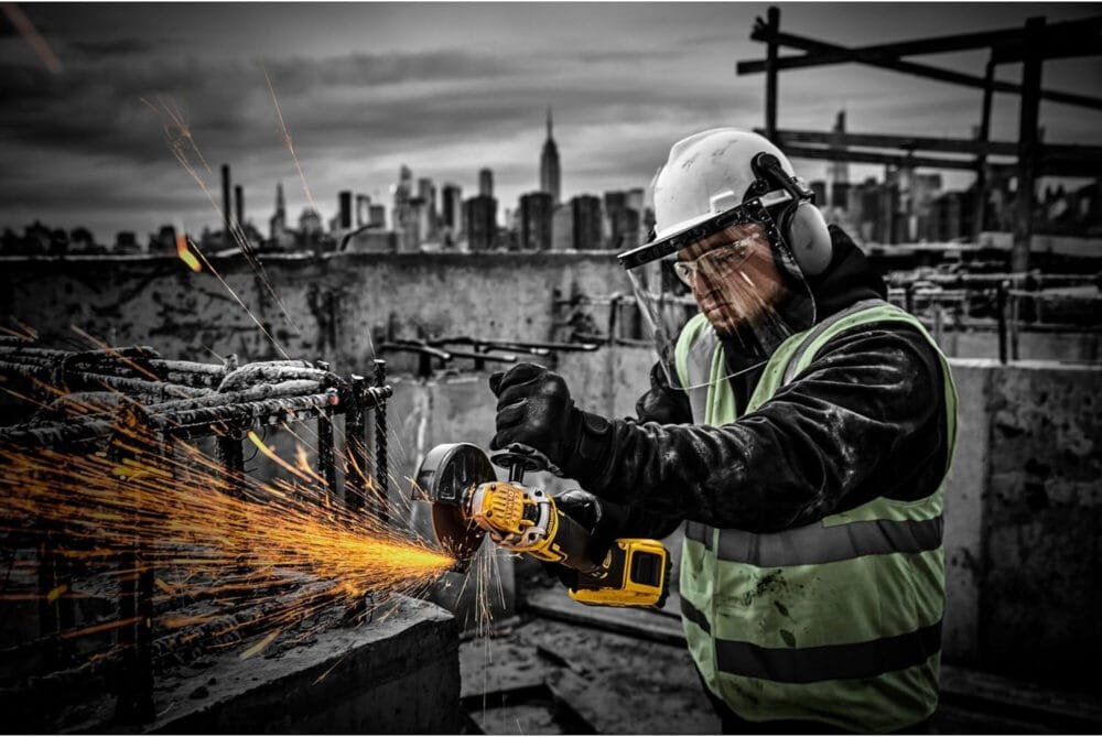 DEWALT DCG409NT-XJ 18V XR 125mm Angle Grinder with FLEXVOLT Advantage - Bare Unit