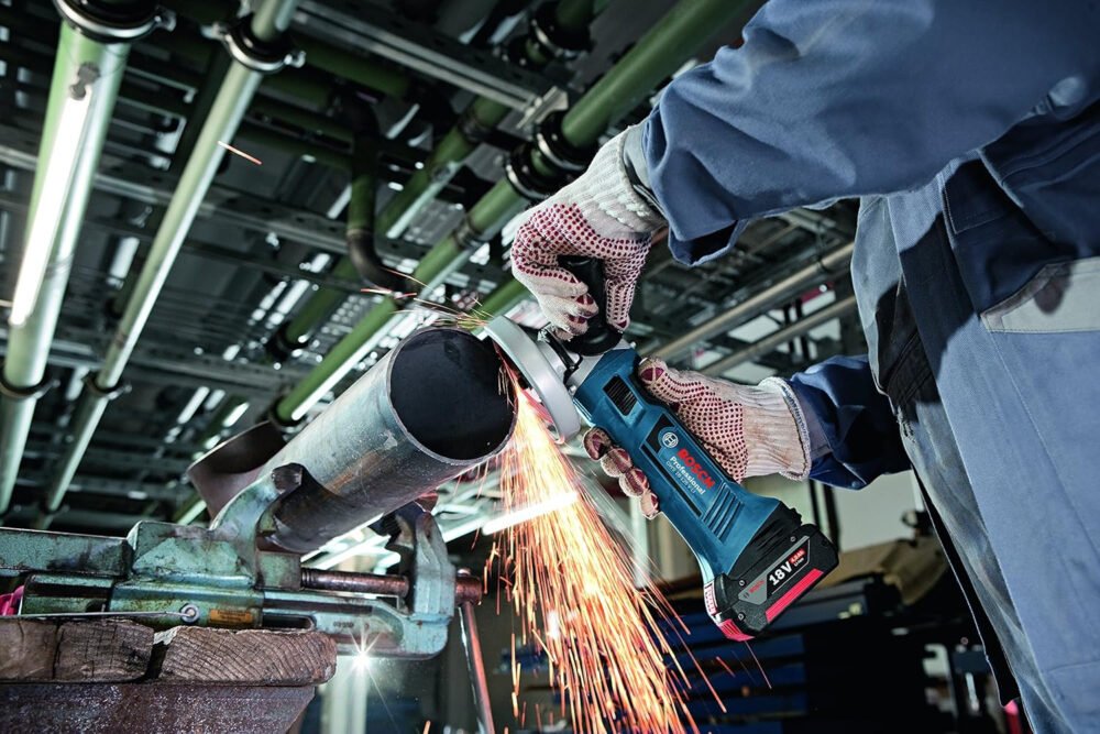 Bosch Professional 18V System GWS 18-125 V-LI Cordless Angle Grinder