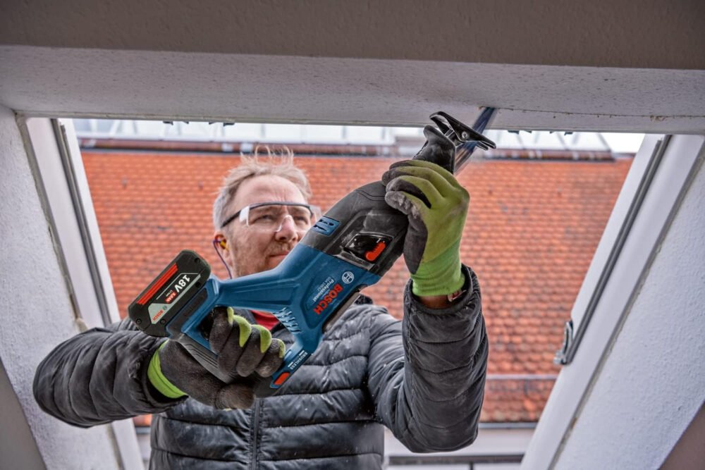 Bosch Professional BITURBO Cordless Reciprocating Saw GSA 18V-28 (Batteries and Charger not Included, in L-BOXX)